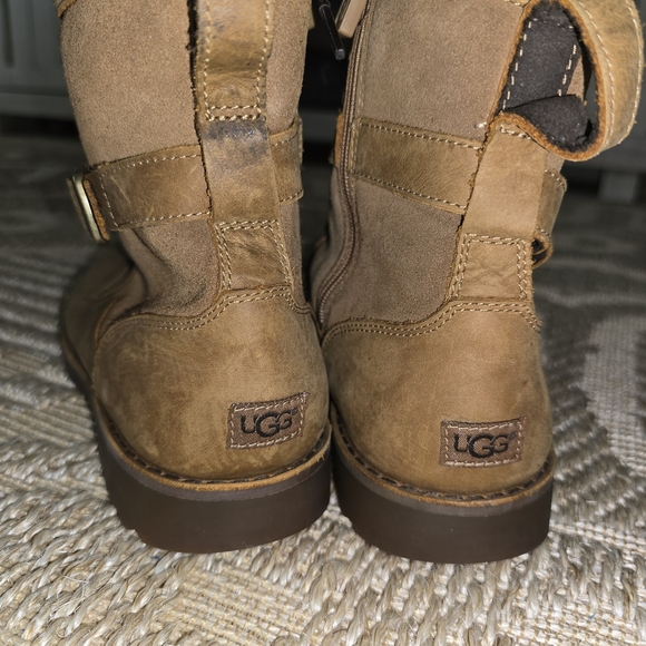 UGG Brown Lace-Up Boots - Picture 5 of 11